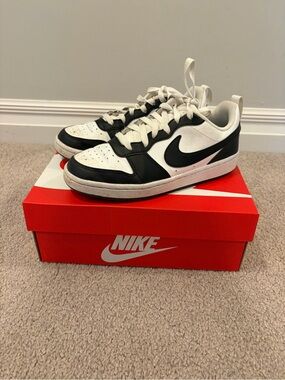 Kids Nike sneakers - Black/White